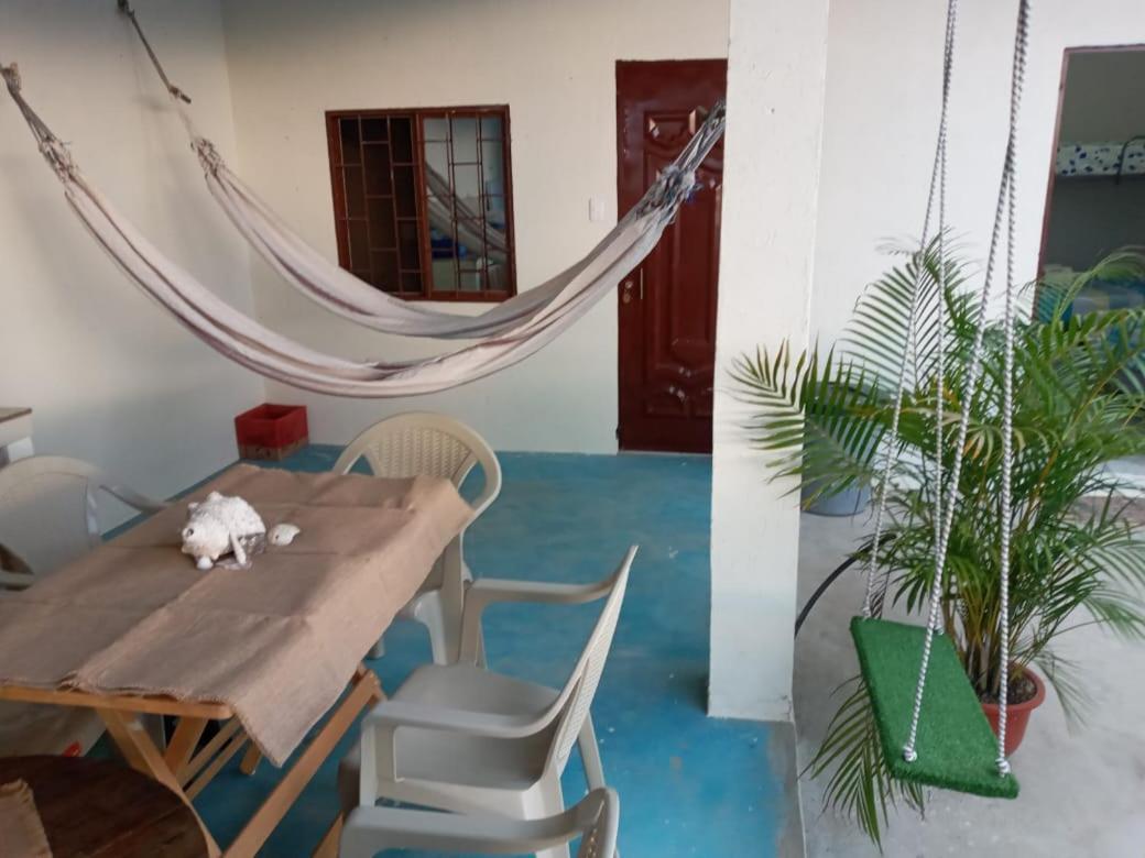 Aqualina Hotel Jama Ngoại thất bức ảnh